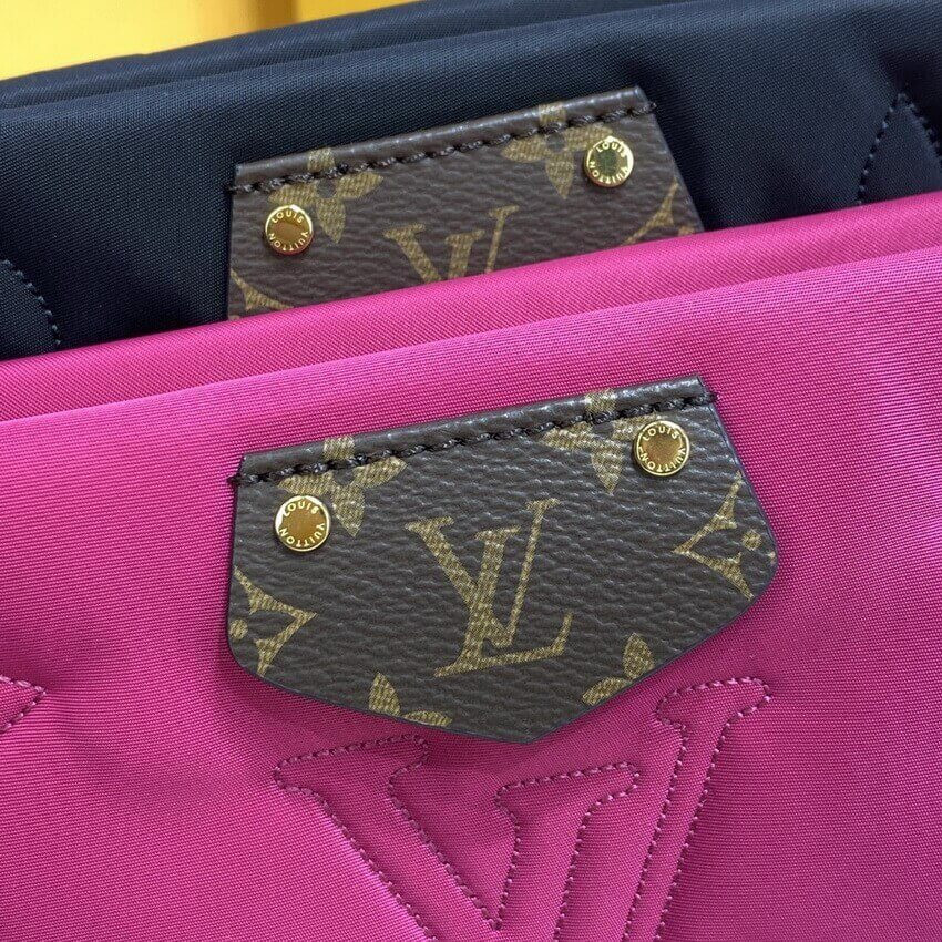 Louis Vuitton Maxi Multi Pochette Accessoires M58980 Black/Fuchsia