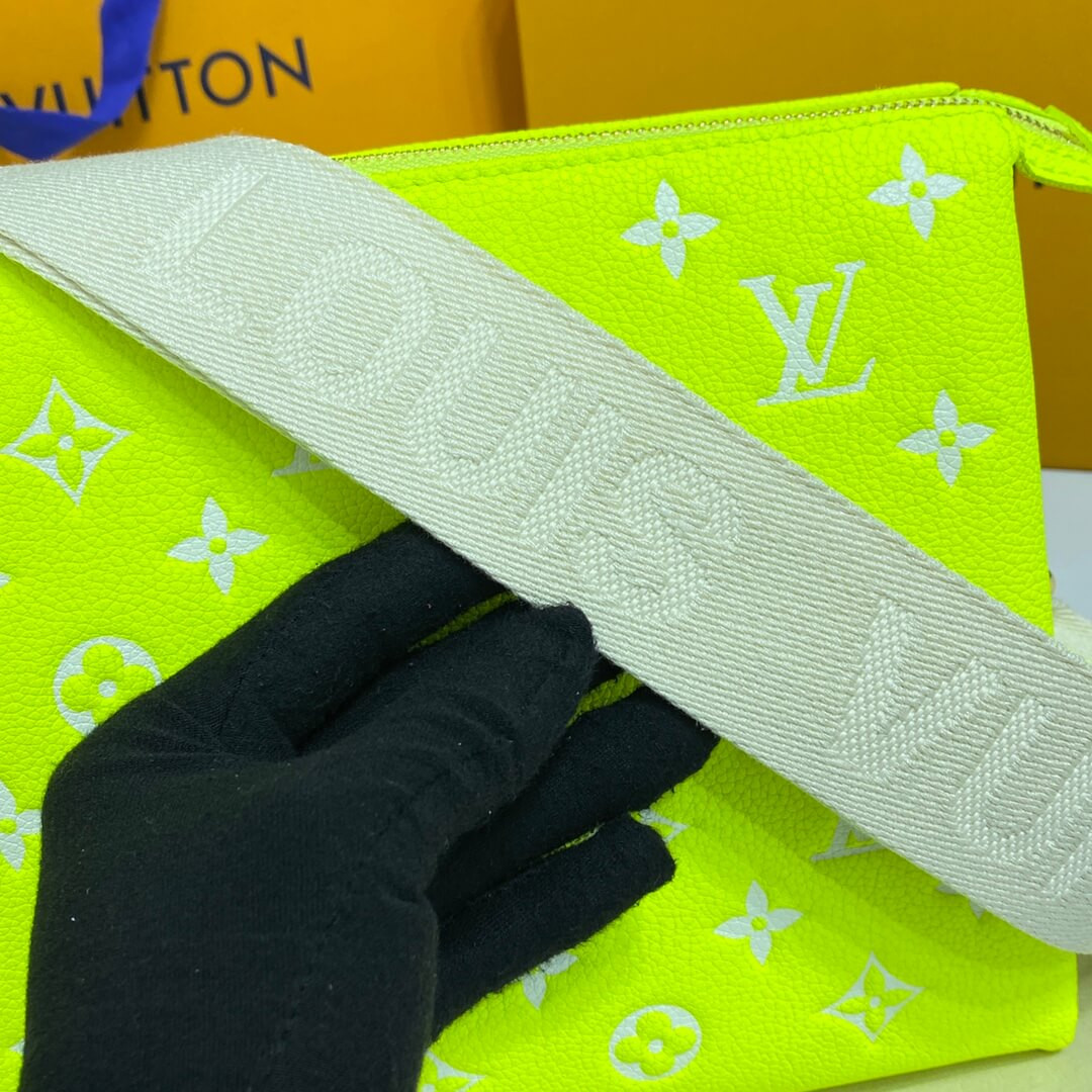 Louis Vuitton Coussin PM M20843 Jaune fluo