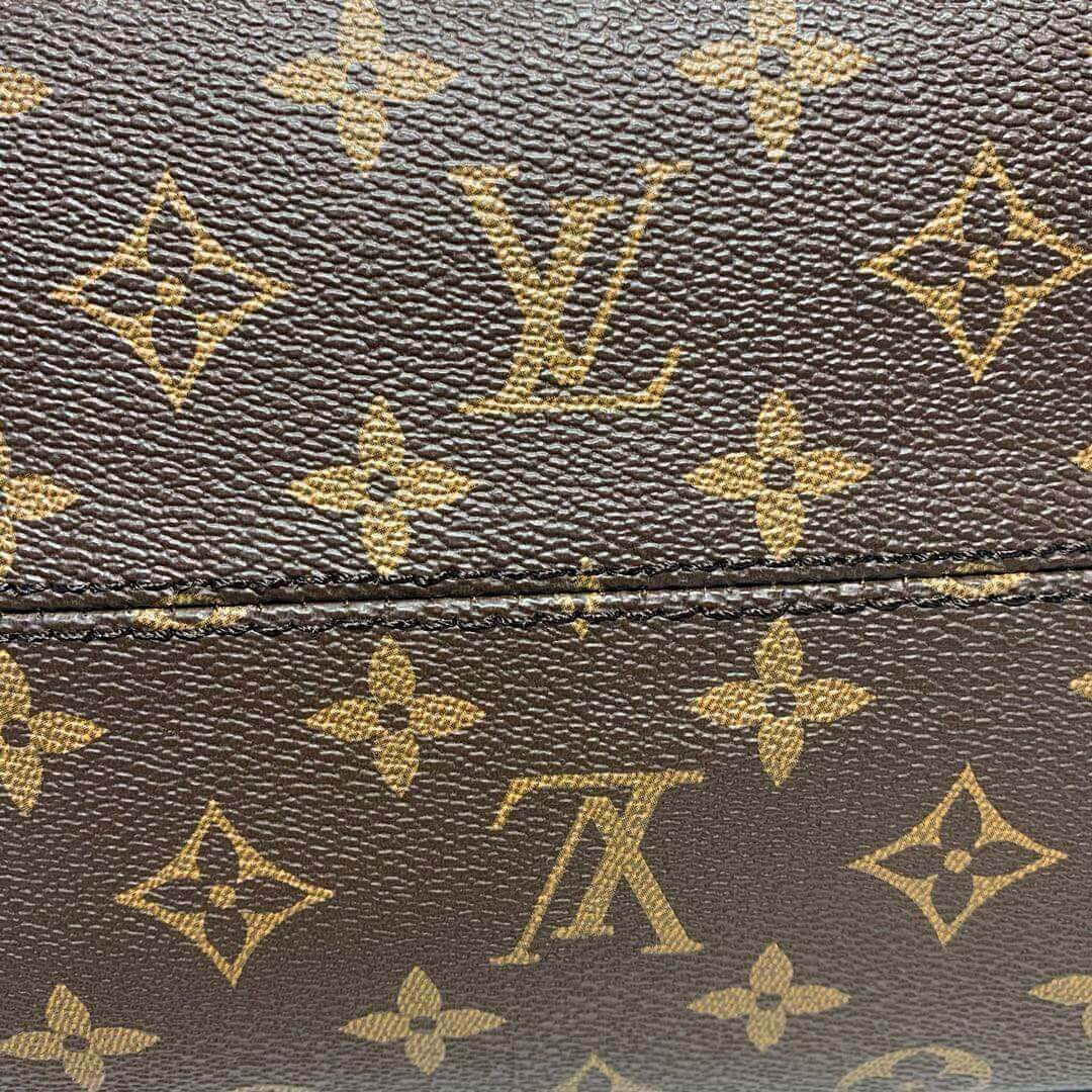 Louis Vuitton Monogram Canvas Graceful MM M43704