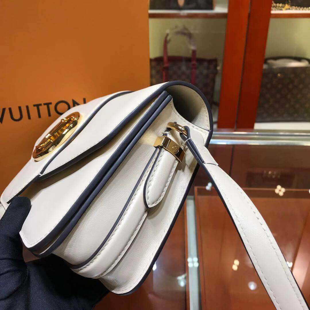 Louis Vuitton LV Pont 9 M55950