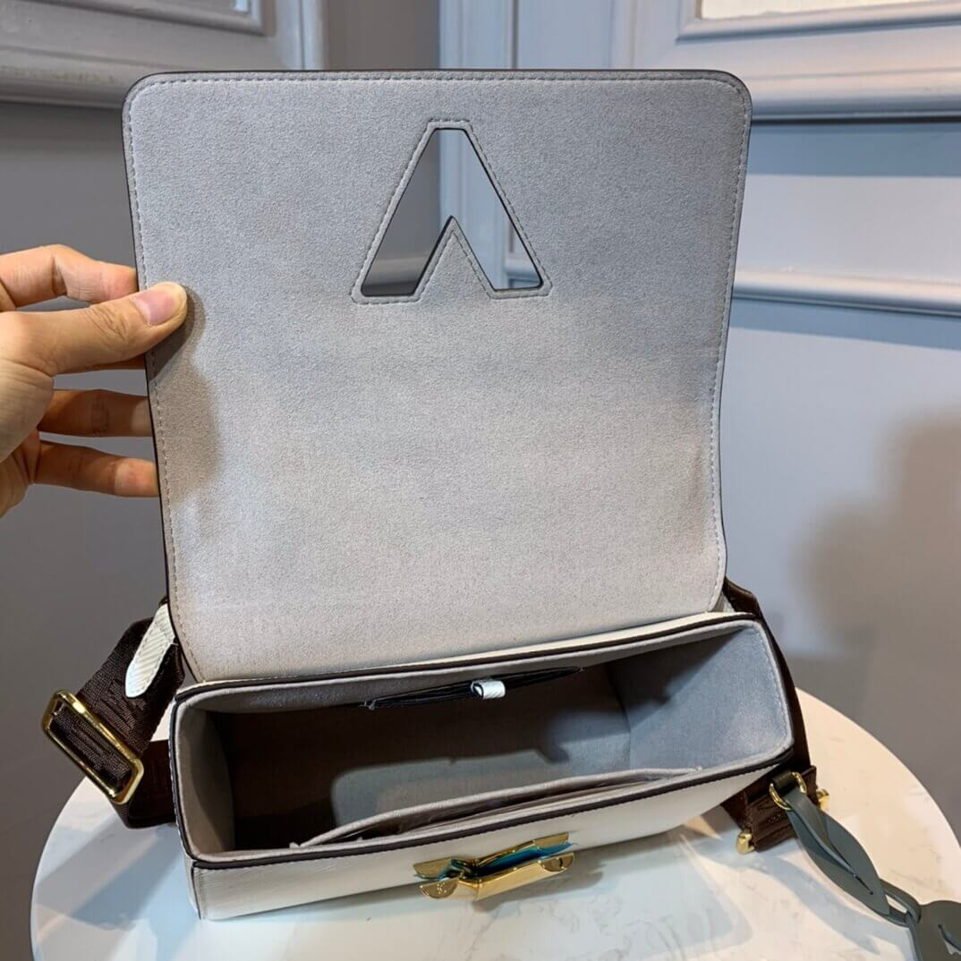 Louis Vuitton Twist MM M56628