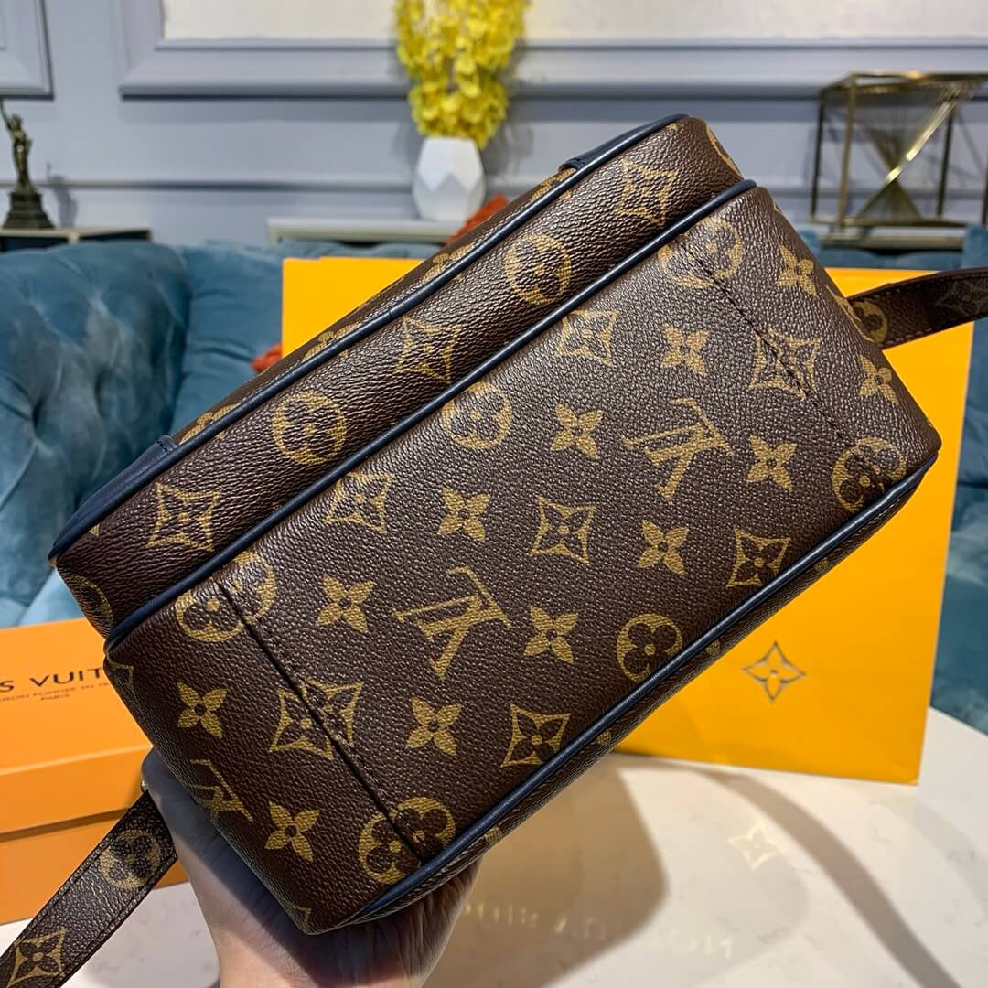 Louis Vuitton Monogram Camera Bag M41510