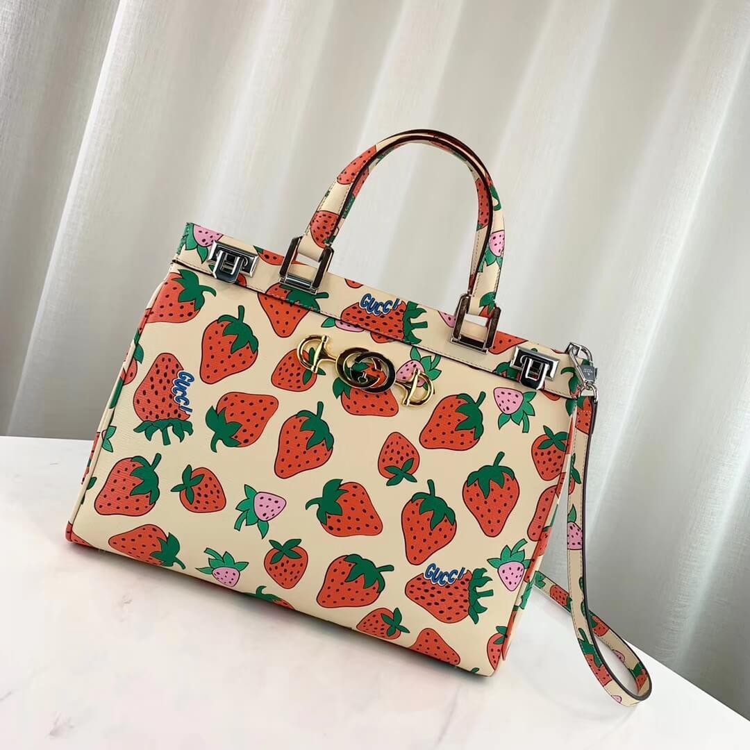 Gucci Zumi Strawberry Print Medium Top Handle Bag 564714