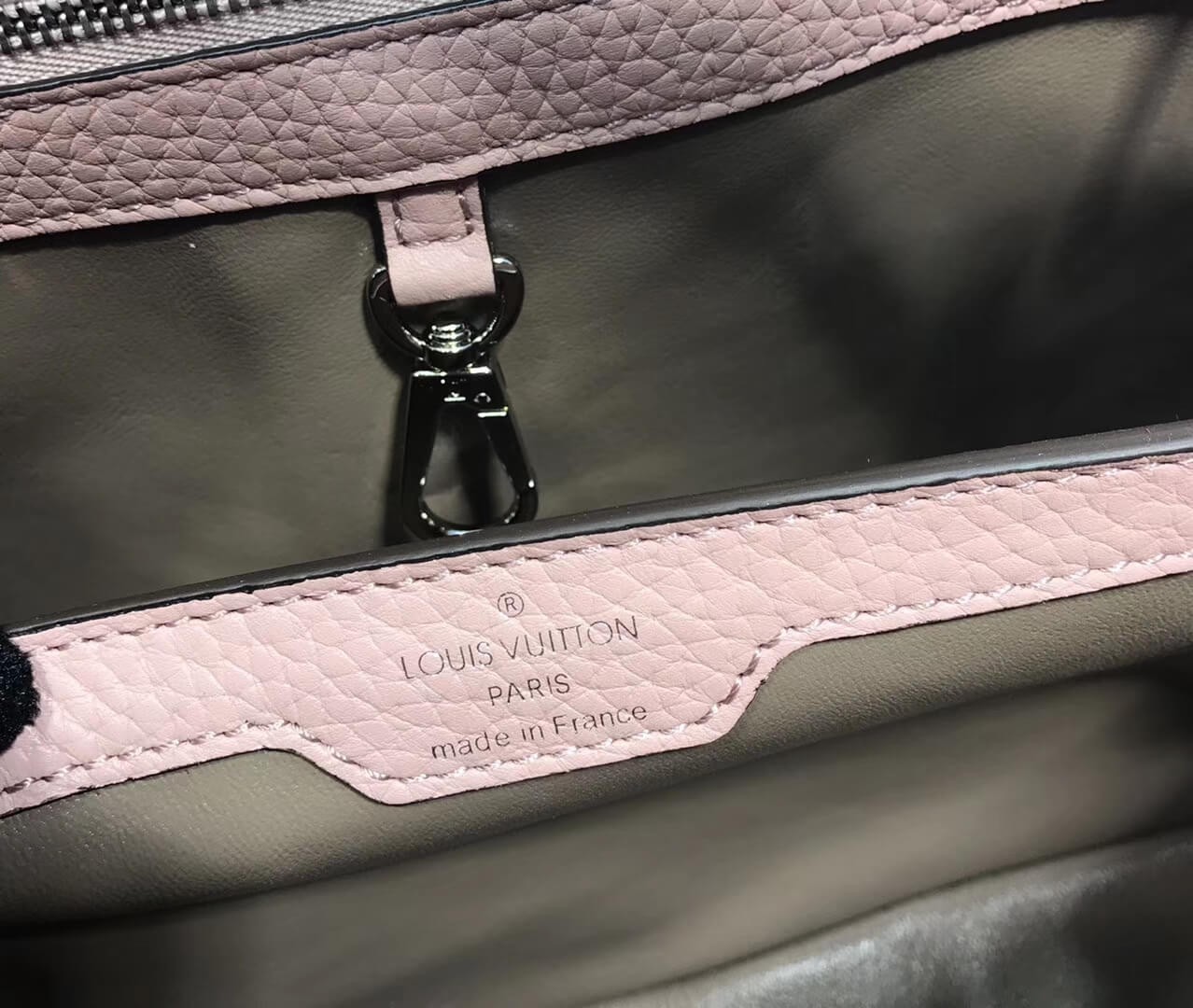 Louis Vuitton Taurillon Leather And Python Capucines BB N92039