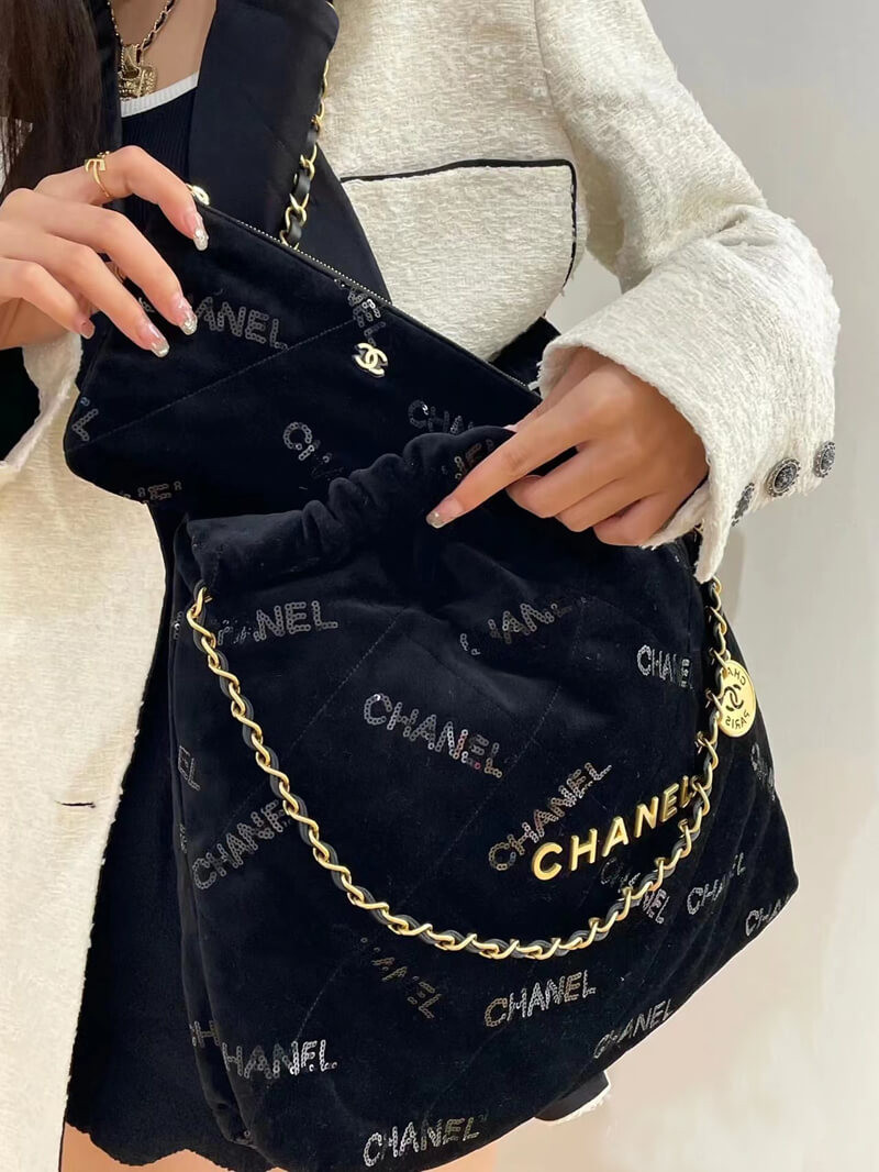 Chanel 22 Small Handbag Velvet with Sequins AS3260