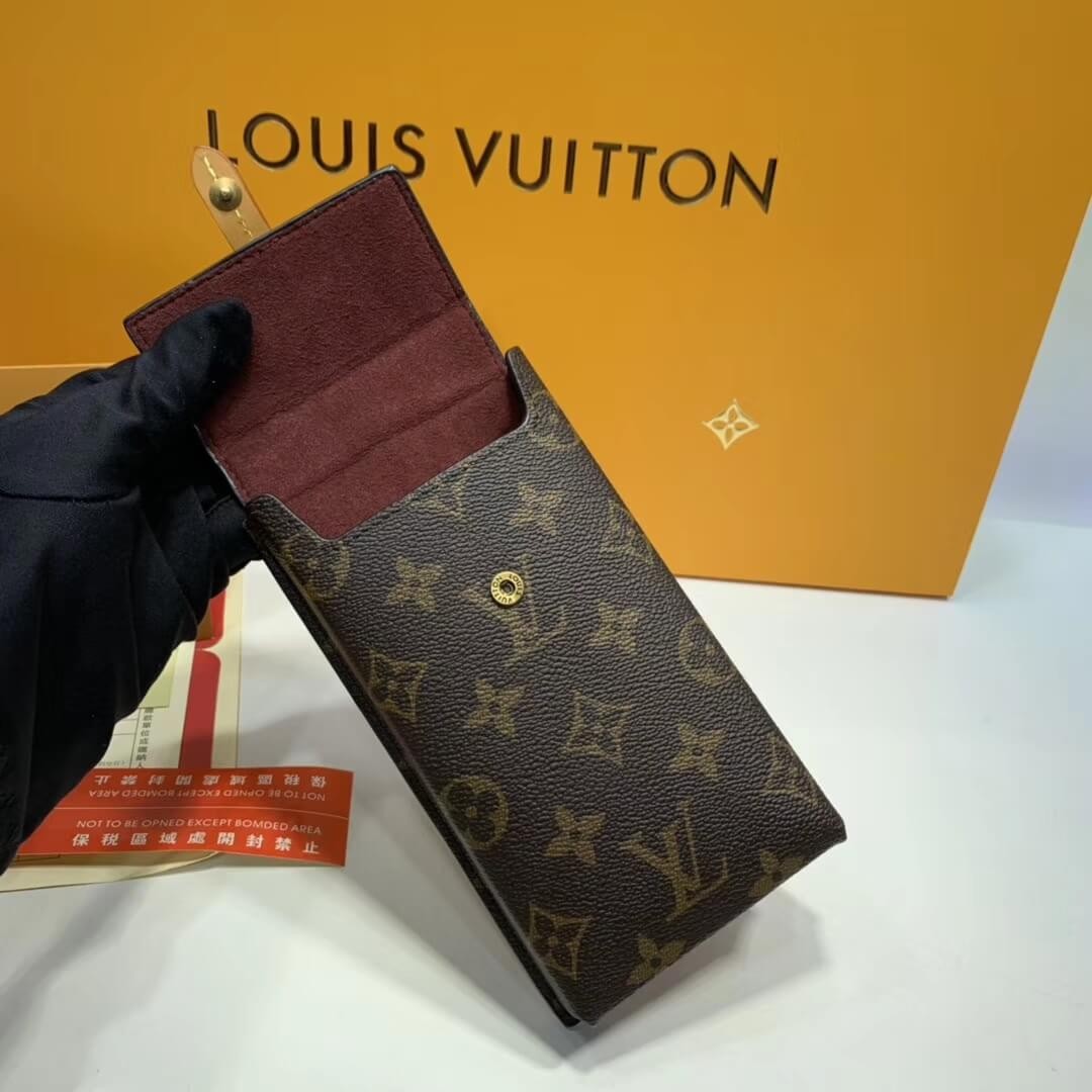 Louis Vuitton Monogram Canvas Box Phone Case M68523