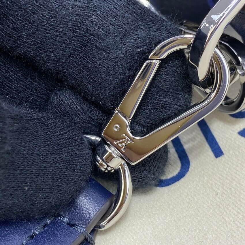 Louis Vuitton Mahina Perforated Calfskin Muria M59554