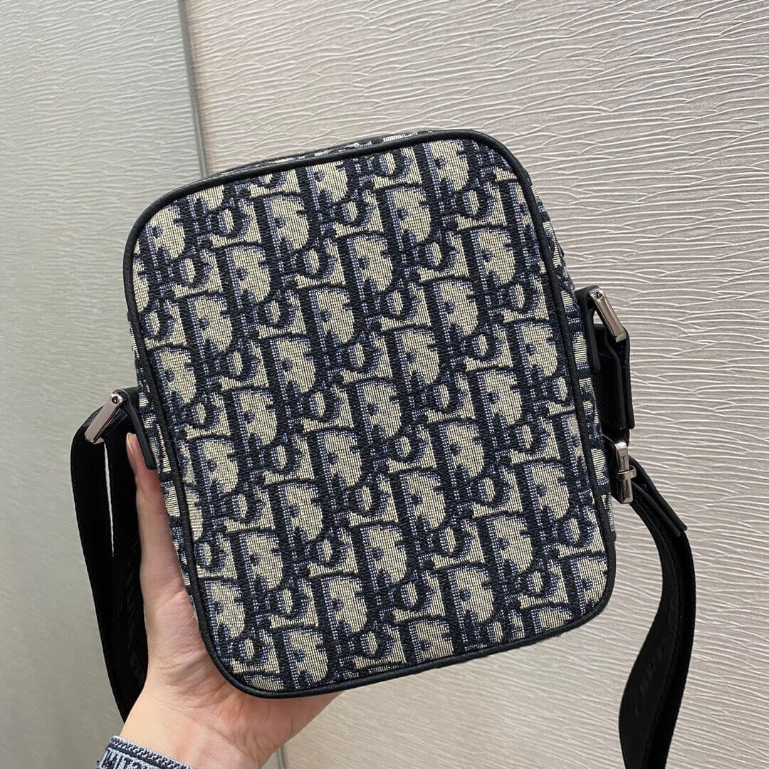 Dior Messenger Pouch