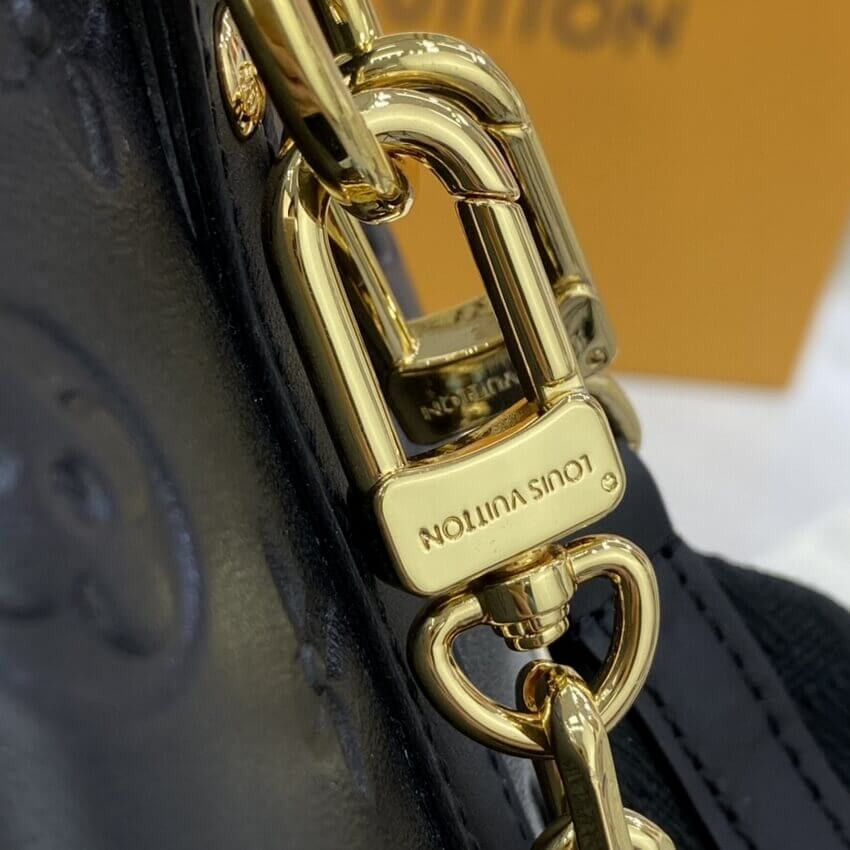 Louis Vuitton Speedy Bandoulière 22 in Black M58631