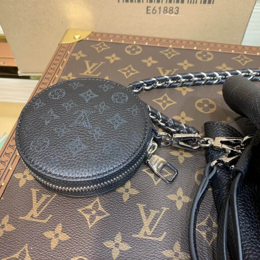 Louis Vuitton Mahina Leather Bella M57070