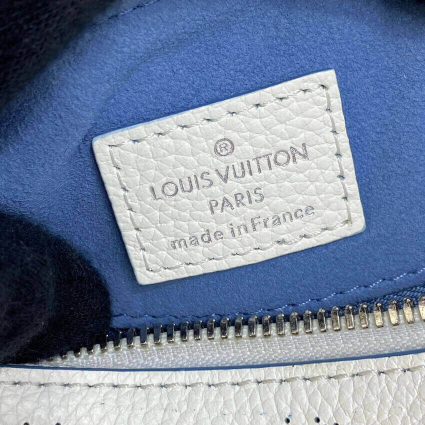 Louis Vuitton Beaubourg Hobo MM M58482 White