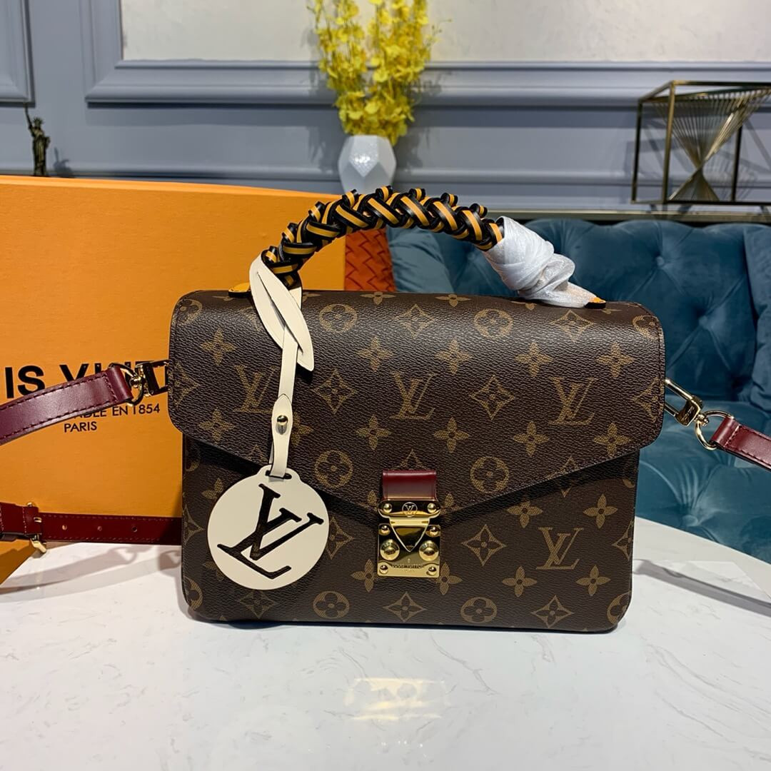 Louis Vuitton Monogram Canvas Pochette Metis M44668