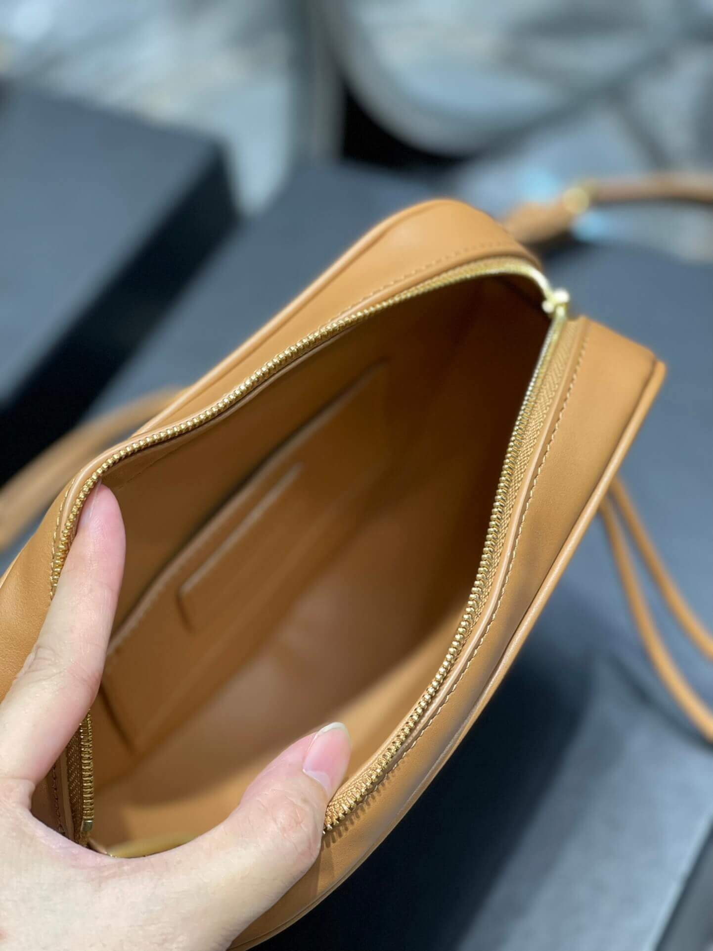 Saint Laurent YSL Le Monogramme Cœur Bag 675260 Brown Gold