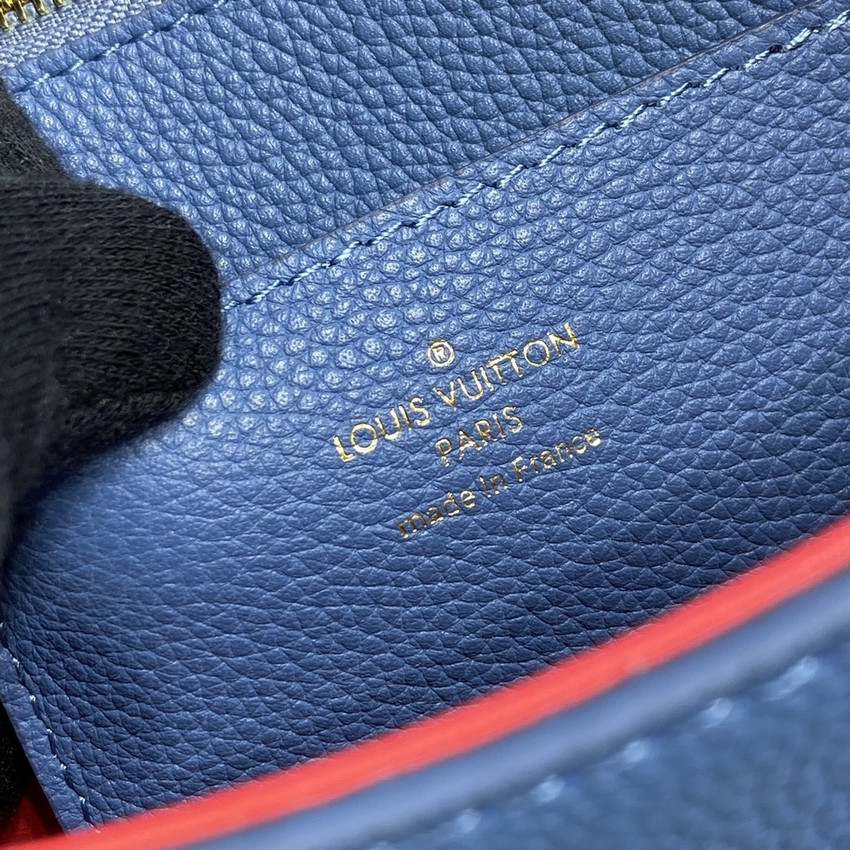 Louis Vuitton LV Pont 9 Soft MM M58967 Blue