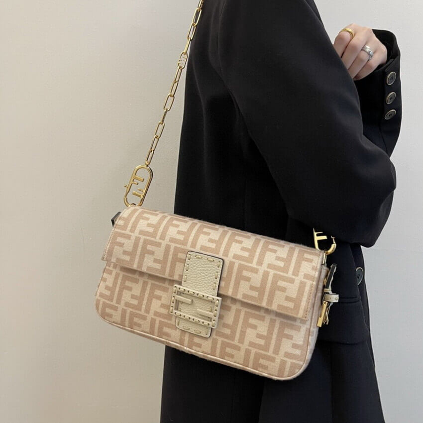 Fendi Baguette 1997 Beige FF Wool Bag 8BR792