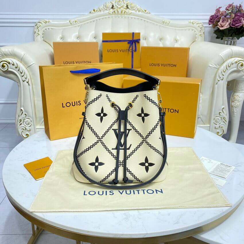Louis Vuitton Neonoe MM M46023 Creme Beige/Black