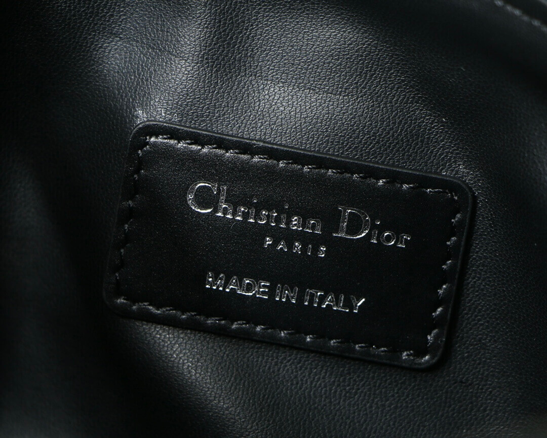 Christian Dior Medium Diortravel Nomad Pouch in Macrocannage Calfskin S5554