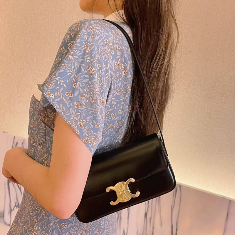 Celine Triomphe Shoulder Bag In Shiny Calfskin 194143 Black