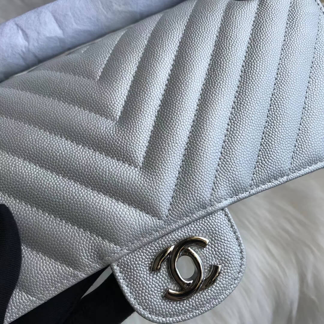 Chanel Chevron Caviar Calfskin Classic Flap Bag A01112