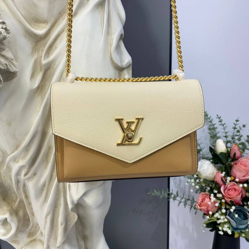 Louis Vuitton MyLockMe Chain Bag M56641