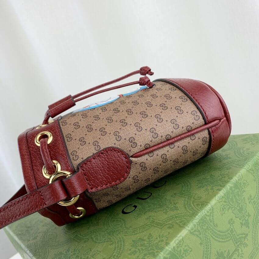 Doraemon x Gucci Mini Bucket Bag 647801