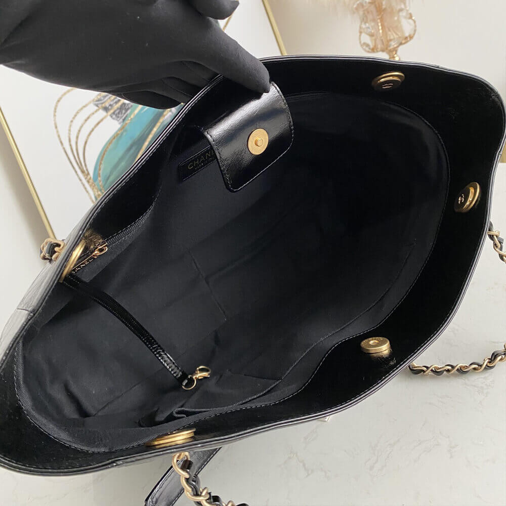 Chanel Quilted Waxy Calfskin Shopping Bag 8345