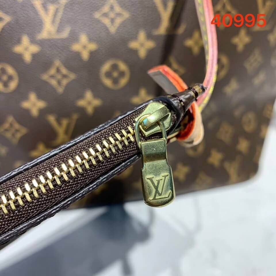 Louis Vuitton Monogram Canvas Neverfull MM M40995
