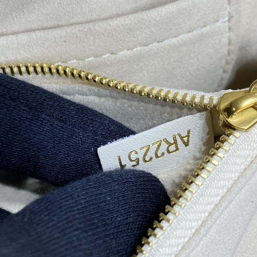 Louis Vuitton New Wave Chain Bag M58549 Ivory