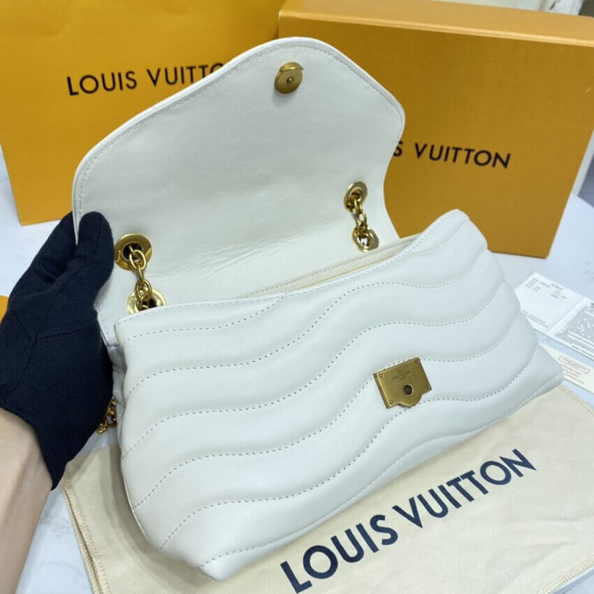 Louis Vuitton New Wave Chain Bag M58549 Ivory