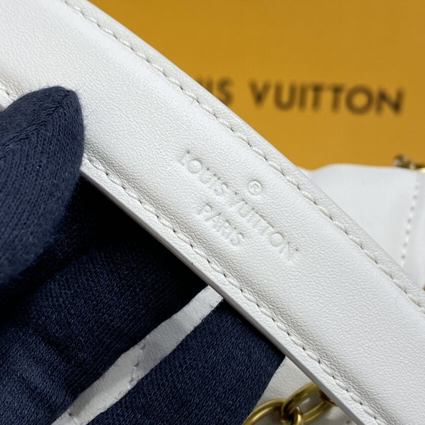 Louis Vuitton New Wave Chain Bag M58549 Ivory