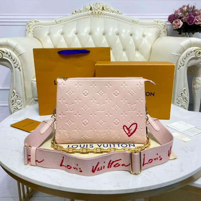 Louis Vuitton Fall In Love Coussin PM Light Pink M58739