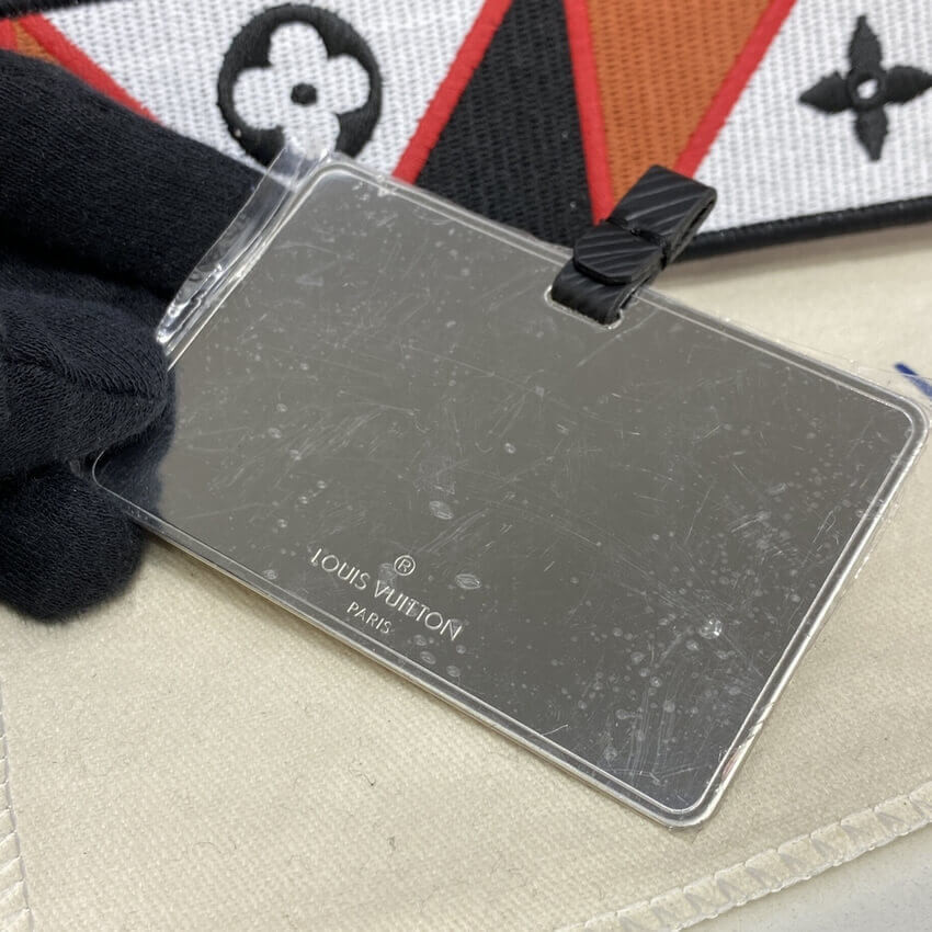 Louis Vuitton Epi Leather Twist MM M59027 Black