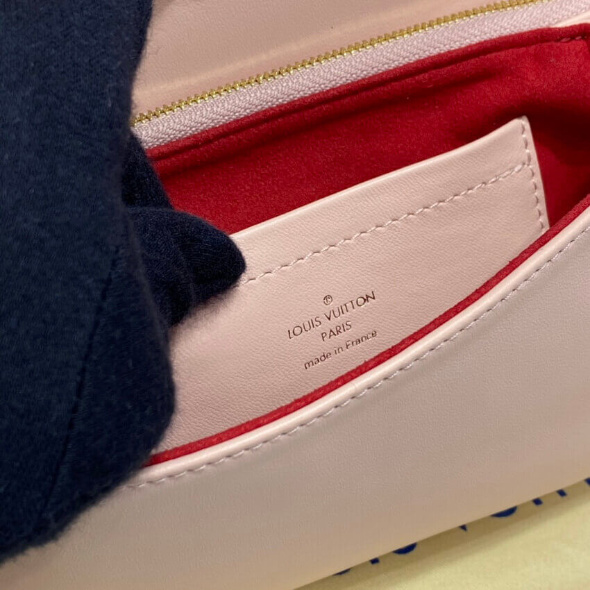 Louis Vuitton Limited Edition Pochette Coussin M80834 Dragee Pink