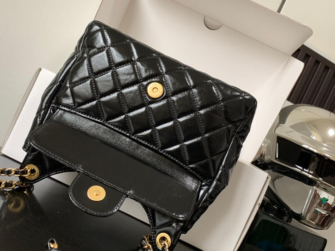 Chanel Hobo Bag in Shiny Crumpled Calfskin AS3690