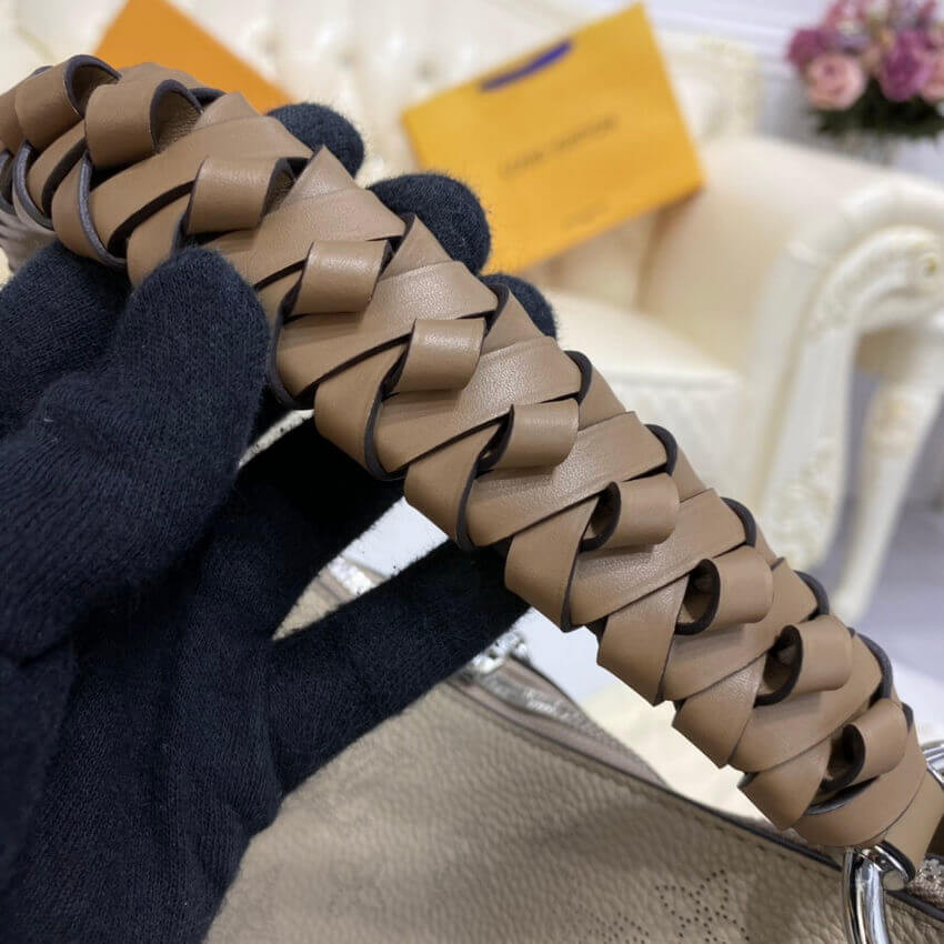 Louis Vuitton Beaubourg Hobo MM M56084