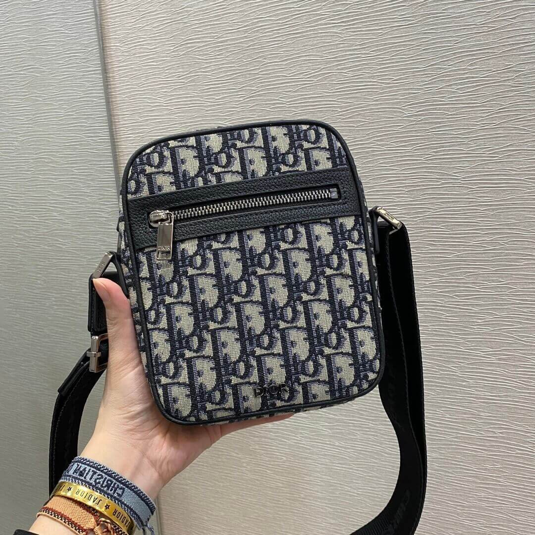 Dior Messenger Pouch