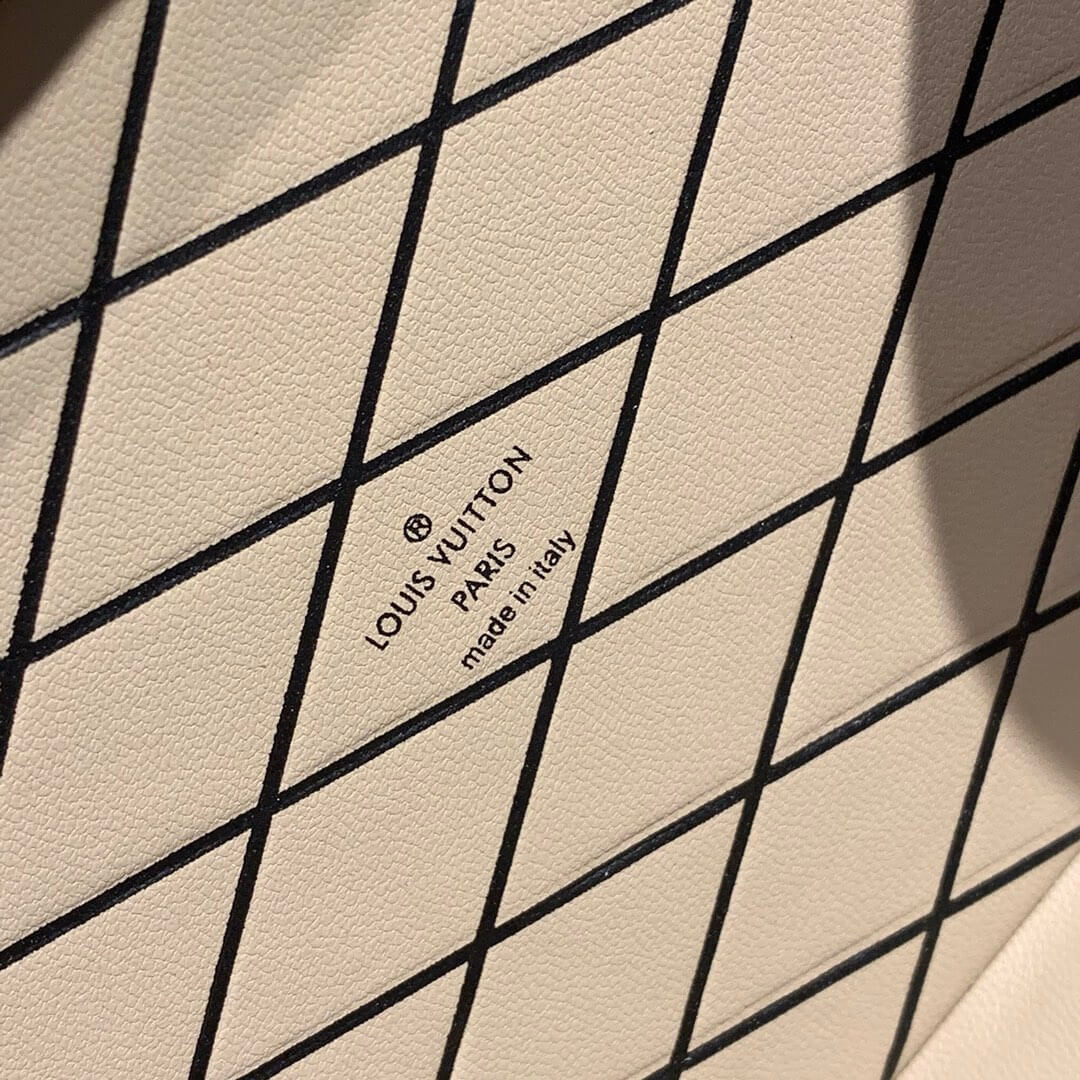 Louis Vuitton Monogram Petite Malle M40273