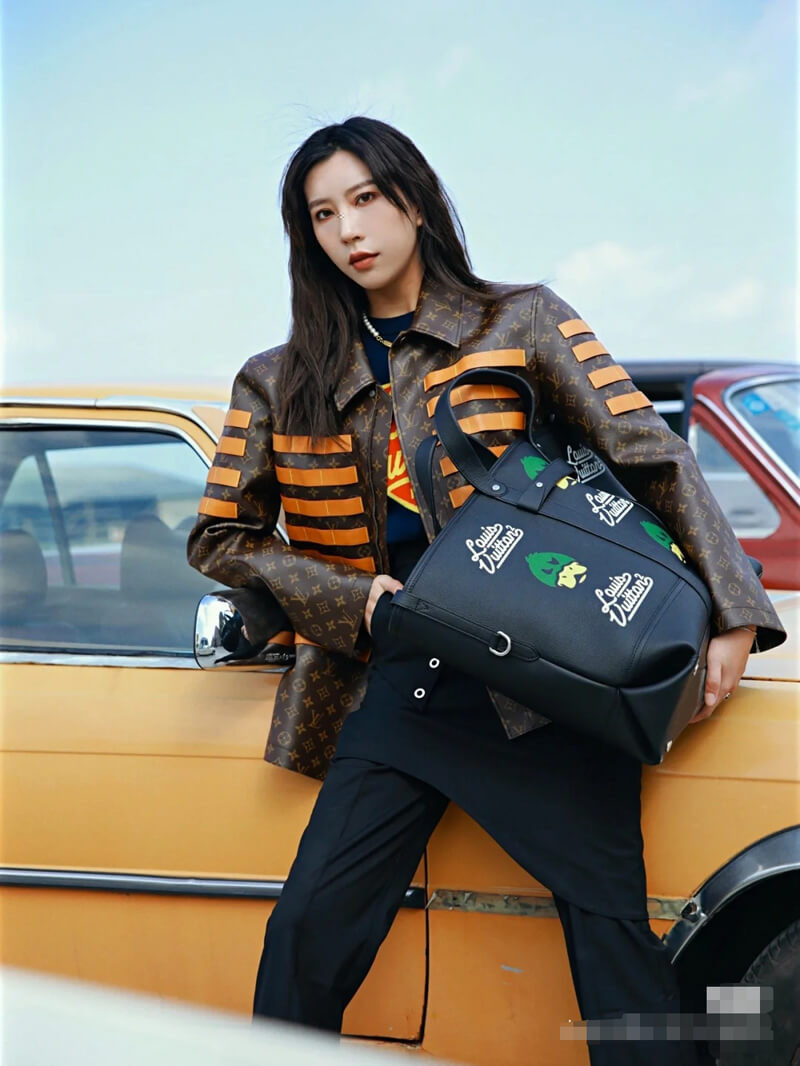 Louis Vuitton x Nigo Tote Journey M59373 Black