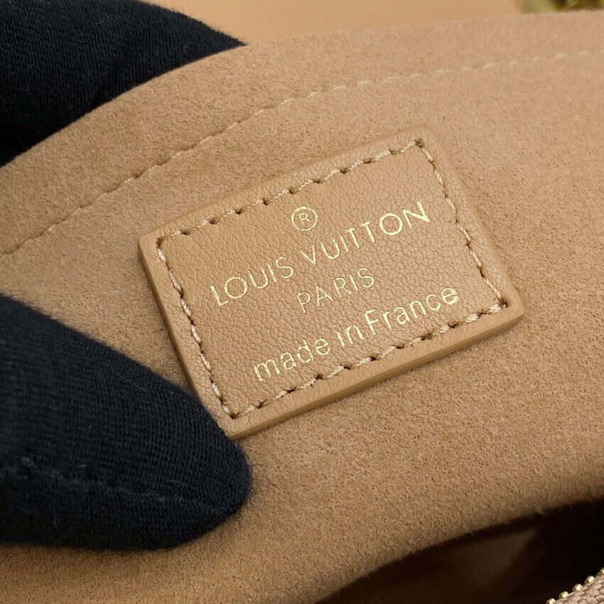 Louis Vuitton LV New Wave Chain Bag M59349 Arizona