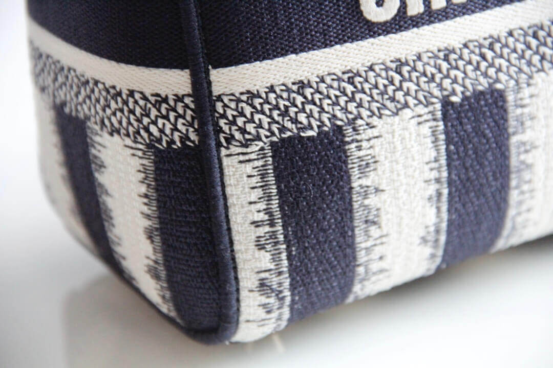 Dior Medium Blue D-Stripes Embroidery Lady D-Lite Bag M0565