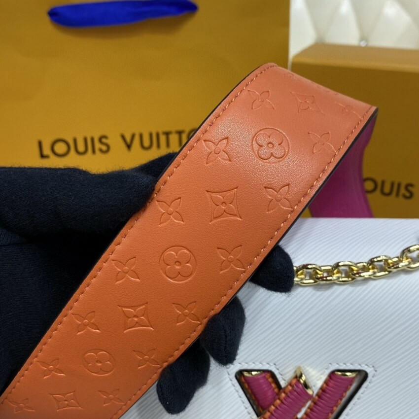 Louis Vuitton Twist MM M57666 M57667