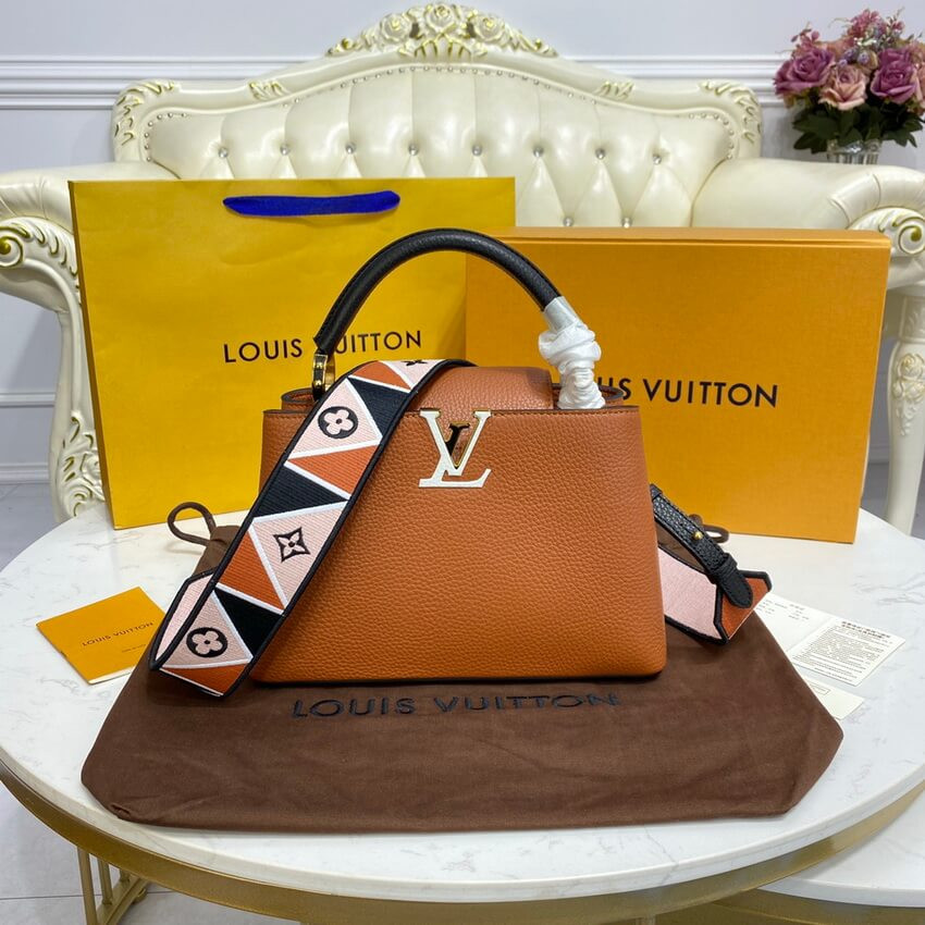 Louis Vuitton Capucines BB M59266 Gold/Noir