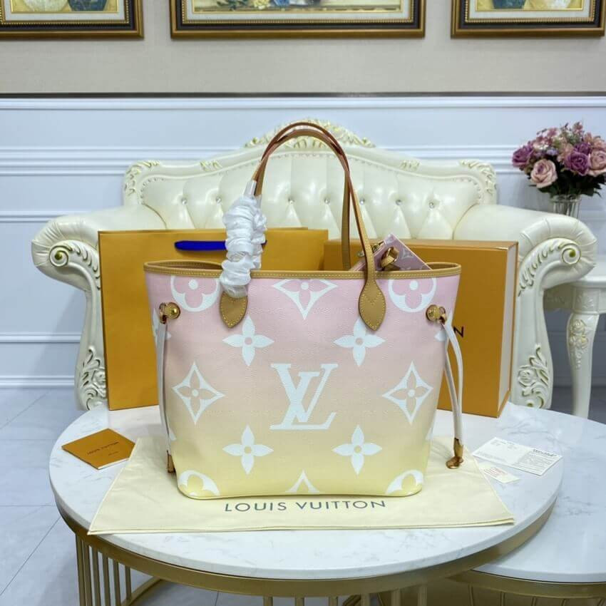 Louis Vuitton Neverfull MM M45678 M45679 M45680