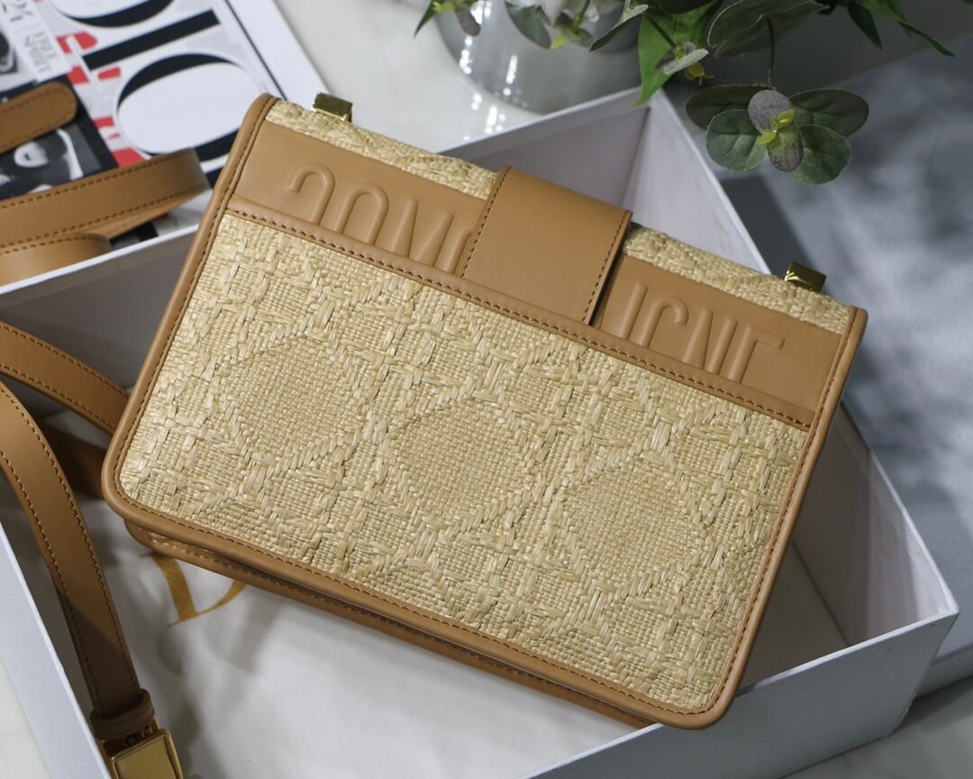 Christian Dior 30 Montaigne Bag Natural Cannage Raffia M9203