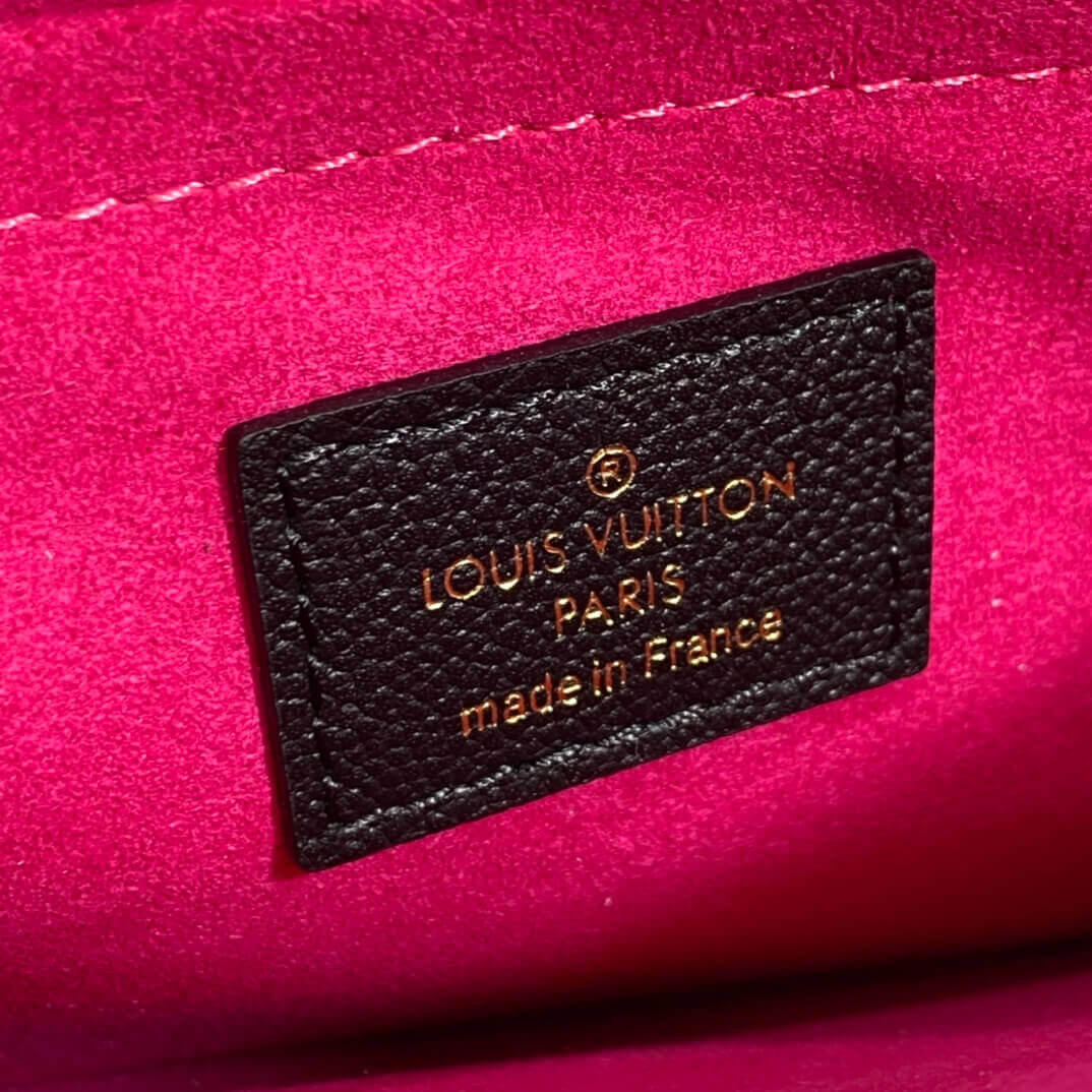 Louis Vuitton Neverfull MM M56960 In Leather and Shearling