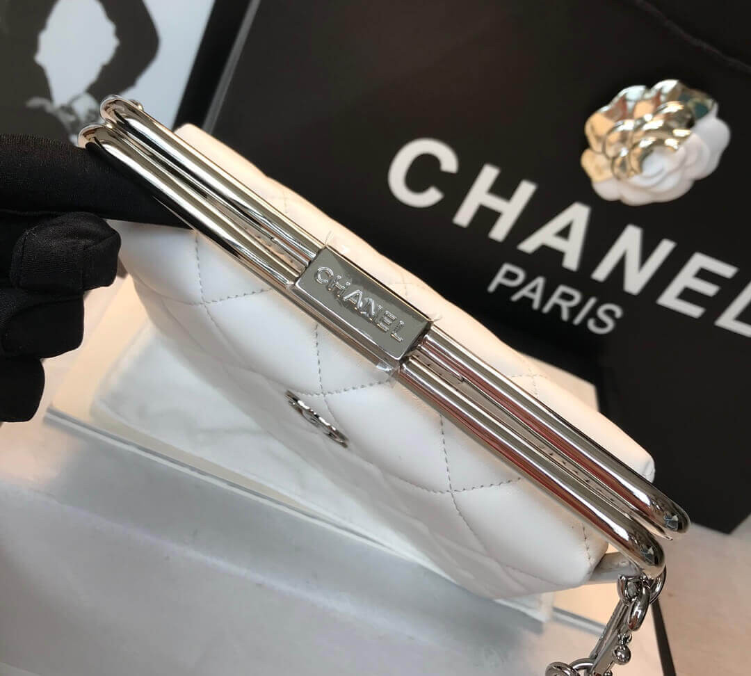 Chanel Lambskin Clutch AS1732