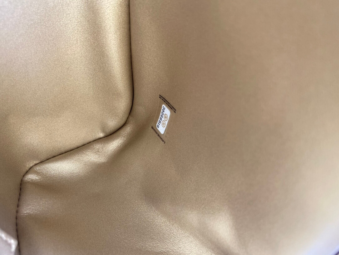 Chanel Lambskin Kiss-Lock Clasp Bag AS1886