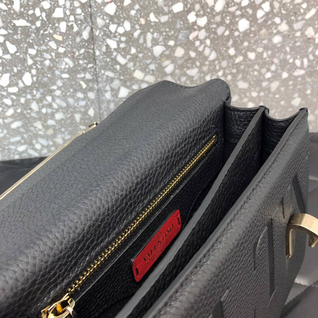 Valentino Garavani Medium Vltn Uptown Shoulder Bag 9411V