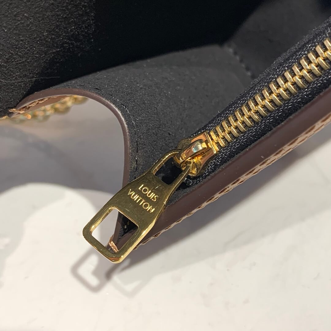 Louis Vuitton Monogram Canvas Dauphine Chain Wallet M68746