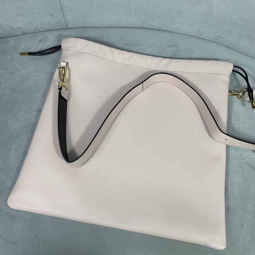 Fendi Pack Medium Pouch 88N336